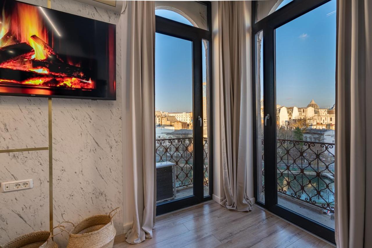 Ferienwohnung Golden View - Breathtaking Location In Bukarest Exterior foto
